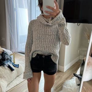Free people sweater xs small